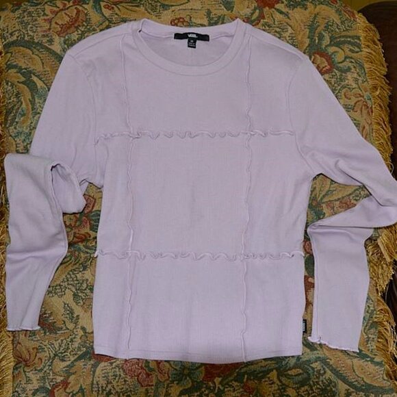 *NWT* Vans lavender long sleeve t-shirt with lettuce hem sleeves and details - Picture 1 of 5